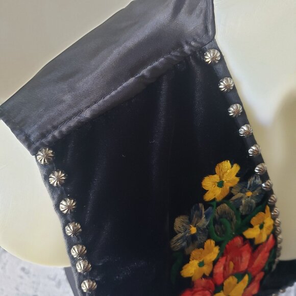 Floral Red Green Bohemian Boho Embroidered Lined Vest with metal stud buttons - Picture 8 of 14